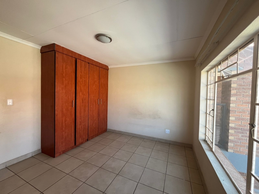 3 Bedroom Property for Sale in Waterval East North West